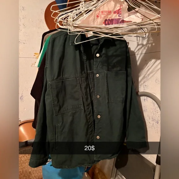 Clothes - Picture 15 of 15